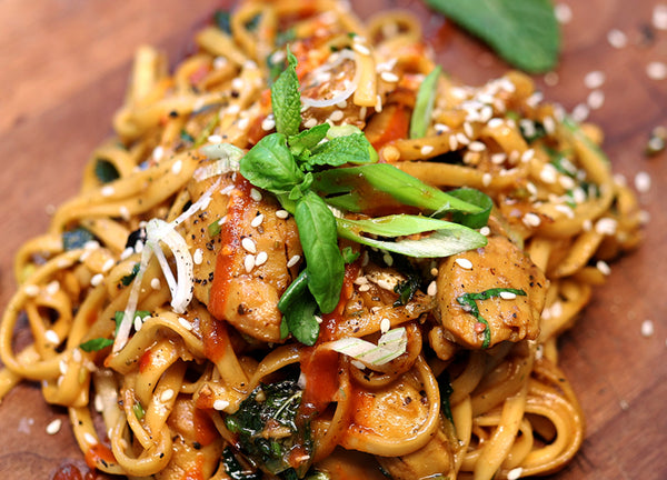 Thai Noodles with Thai Basil and Planted Chicken